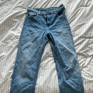 BDG a jeans size 29w girlfriend jean